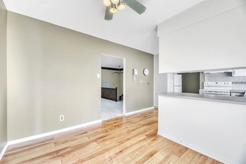 23 Brazeau Crescent Sw, Calgary, AB - Indoor