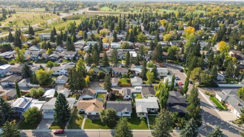 23 Brazeau Crescent Sw, Calgary, AB - Outdoor With View