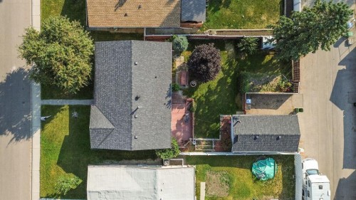 23 Brazeau Crescent Sw, Calgary, AB - Outdoor