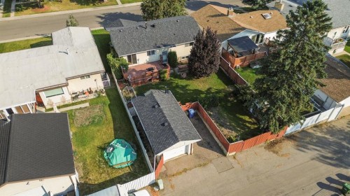 23 Brazeau Crescent Sw, Calgary, AB - Outdoor With Deck Patio Veranda