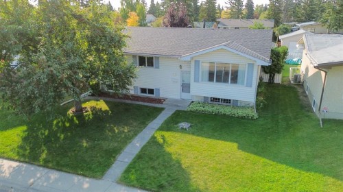 23 Brazeau Crescent Sw, Calgary, AB - Outdoor