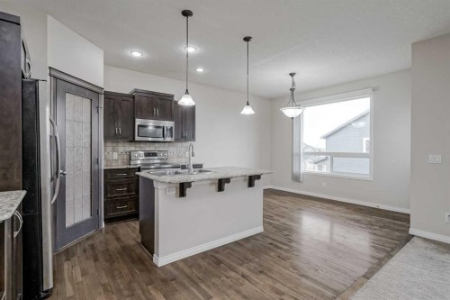 206 Pantego View Nw, Calgary, AB - Indoor Photo Showing Kitchen With Upgraded Kitchen