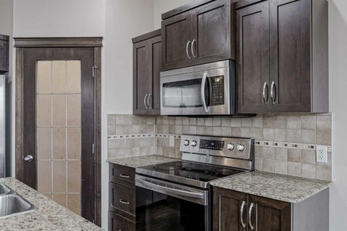 206 Pantego View Nw, Calgary, AB - Indoor Photo Showing Kitchen