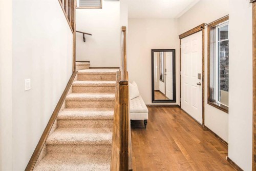 164 Everbrook Drive Sw, Calgary, AB - Indoor Photo Showing Other Room