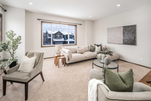 164 Everbrook Drive Sw, Calgary, AB - Indoor Photo Showing Living Room