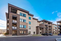 2208-80 Greenbriar Place NW Calgary, AB T3B 6J4