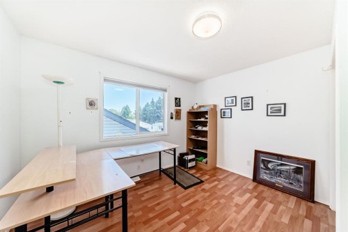 21 Strathmore Lakes Way, Strathmore, AB - Indoor