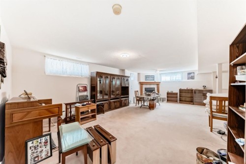 21 Strathmore Lakes Way, Strathmore, AB - Indoor