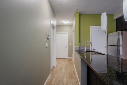 117-402 Marquis Lane Se, Calgary, AB - Indoor