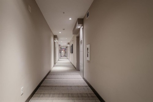 117-402 Marquis Lane Se, Calgary, AB - Indoor Photo Showing Other Room