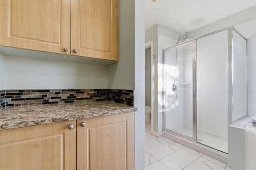 64 Cougarstone Square Sw, Calgary, AB - Indoor