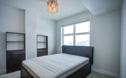 N/A-201 1 Street Se, Calgary, AB - Indoor Photo Showing Bedroom