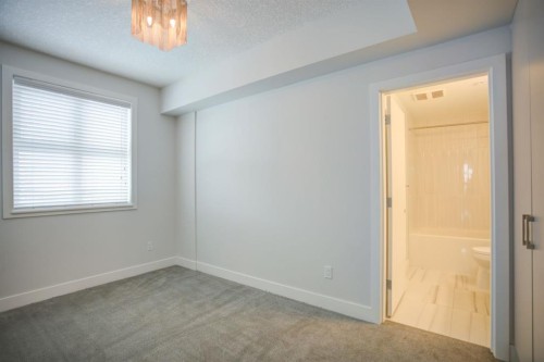 N/A-201 1 Street Se, Calgary, AB - Indoor Photo Showing Other Room