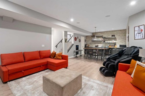81 Cranbrook Place Se, Calgary, AB - Indoor Photo Showing Living Room