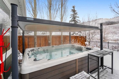 81 Cranbrook Place Se, Calgary, AB - Outdoor
