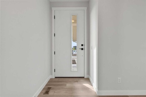 315 Kinniburgh Loop, Chestermere, AB - Indoor Photo Showing Other Room