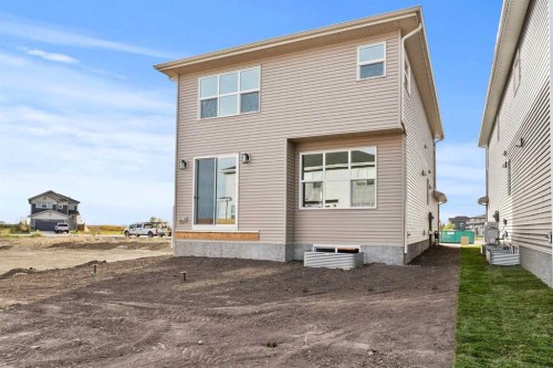 315 Kinniburgh Loop, Chestermere, AB - Outdoor