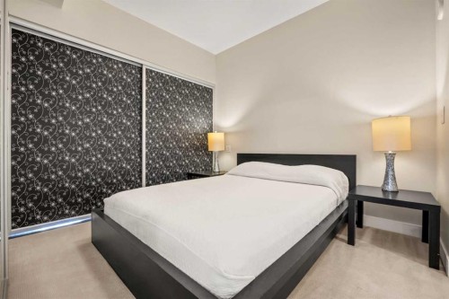 1526-222 Riverfront Avenue Sw, Calgary, AB - Indoor Photo Showing Bedroom