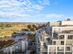 1526-222 Riverfront Avenue SW Calgary, AB T2P 0W3