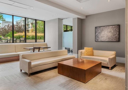 1526-222 Riverfront Avenue Sw, Calgary, AB - Indoor Photo Showing Other Room