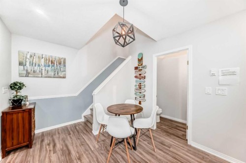 108-1000 Harvie Heights Road, Harvie Heights, AB - Indoor Photo Showing Dining Room