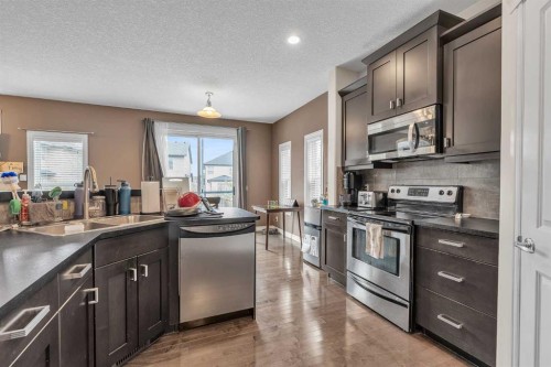 29 Kincora Hill Nw, Calgary, AB - Indoor Photo Showing Kitchen