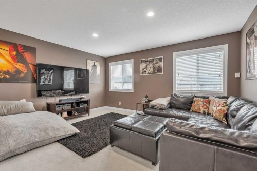 29 Kincora Hill Nw, Calgary, AB - Indoor Photo Showing Living Room