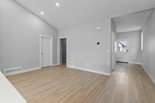 601-15 Coopersfield Link Sw, Airdrie, AB - Indoor Photo Showing Other Room