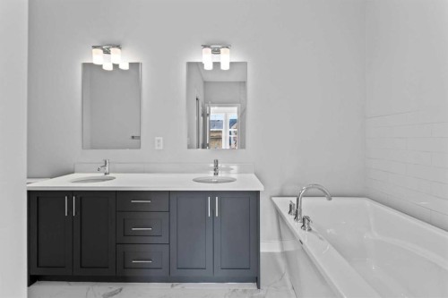 601-15 Coopersfield Link Sw, Airdrie, AB - Indoor Photo Showing Bathroom