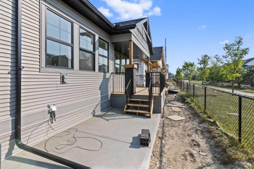 601-15 Coopersfield Link Sw, Airdrie, AB - Outdoor