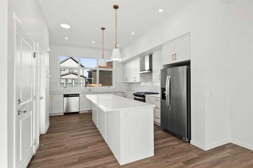640 Masters Road Se, Calgary, AB - Indoor Photo Showing Kitchen With Stainless Steel Kitchen With Upgraded Kitchen