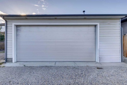 199 Everglen Way Sw, Calgary, AB - Outdoor With Exterior