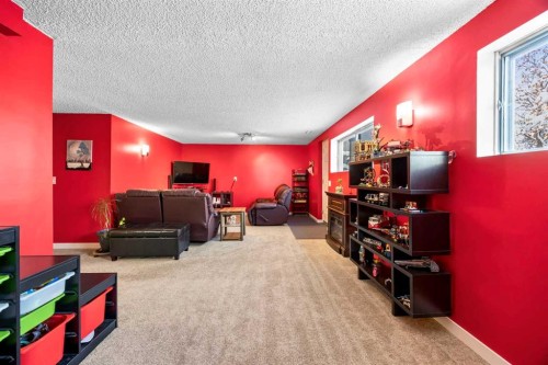 76 Bedford Circle Ne, Calgary, AB - Indoor