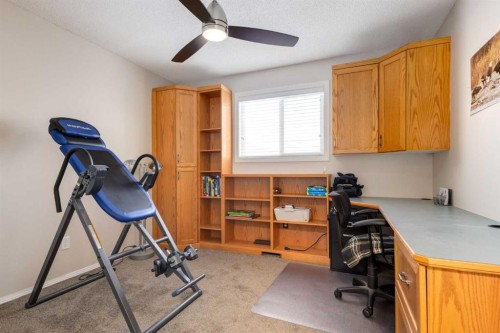 145 Fairway View Nw, High River, AB - Indoor