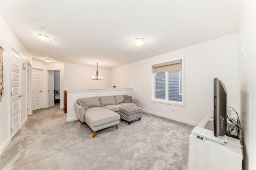 10 Homestead Passage Ne, Calgary, AB - Indoor Photo Showing Bedroom