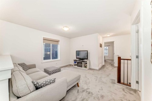 10 Homestead Passage Ne, Calgary, AB - Indoor Photo Showing Living Room