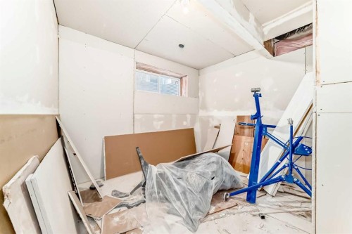 10 Homestead Passage Ne, Calgary, AB - Indoor Photo Showing Other Room