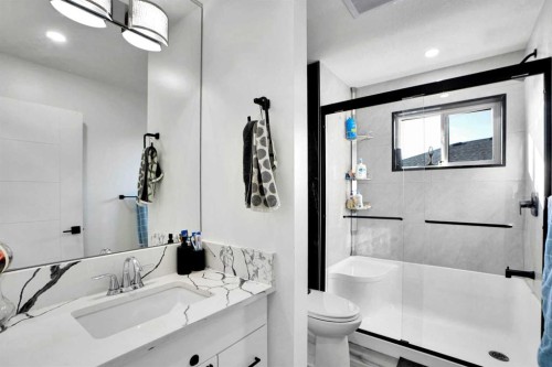 32 Redstone Court Ne, Calgary, AB - Indoor Photo Showing Bathroom