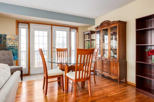 48 Patina Point Sw, Calgary, AB - Indoor Photo Showing Dining Room
