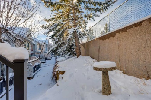 48 Patina Point Sw, Calgary, AB - Outdoor