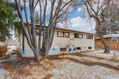 126 & 128 Winston Drive Sw, Calgary, AB - Outdoor