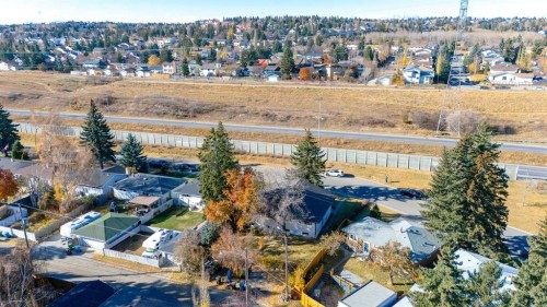 126 & 128 Winston Drive Sw, Calgary, AB - Outdoor With View