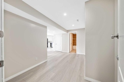 312 Kincora Heights Nw, Calgary, AB - Indoor Photo Showing Other Room