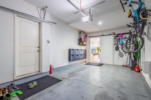 137 Les Jardins Park Se, Calgary, AB - Indoor