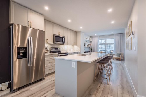 137 Les Jardins Park Se, Calgary, AB - Indoor Photo Showing Kitchen With Upgraded Kitchen