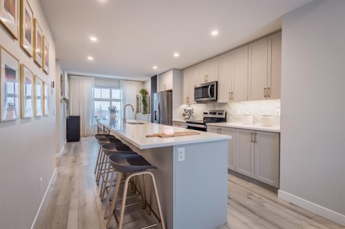 137 Les Jardins Park Se, Calgary, AB - Indoor Photo Showing Kitchen With Upgraded Kitchen