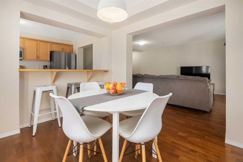 19 Windstone Green Sw, Airdrie, AB - Indoor Photo Showing Dining Room