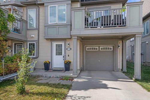 19 Windstone Green Sw, Airdrie, AB - Outdoor With Balcony