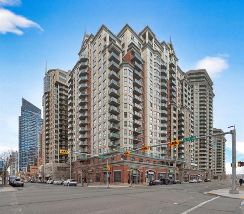 1107-1111 6 Avenue Sw, Calgary, AB - Outdoor With Balcony With Facade