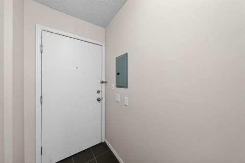 1107-1111 6 Avenue Sw, Calgary, AB - Indoor Photo Showing Other Room